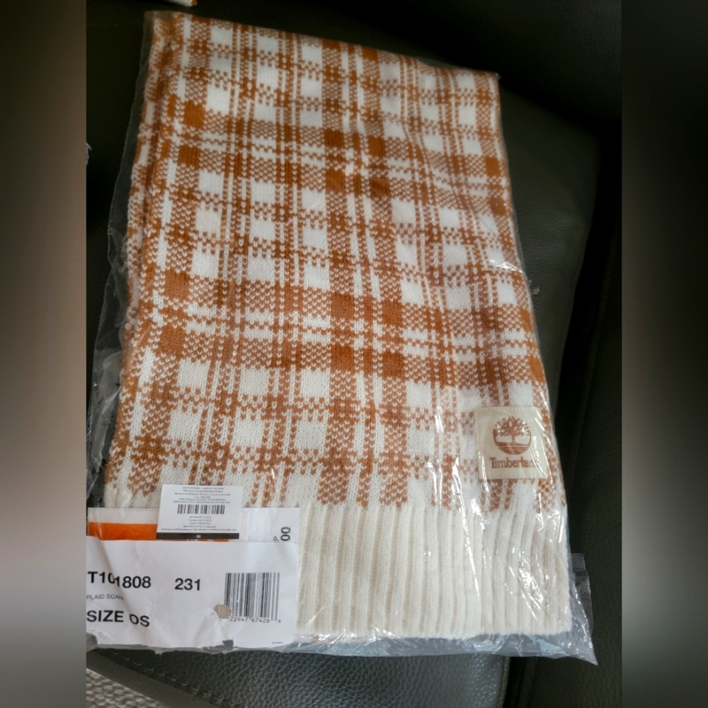 Cozy Tumberland Scarf